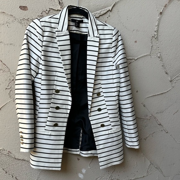 H&M Striped Blazer with Gold Buttons - Picture 1 of 6